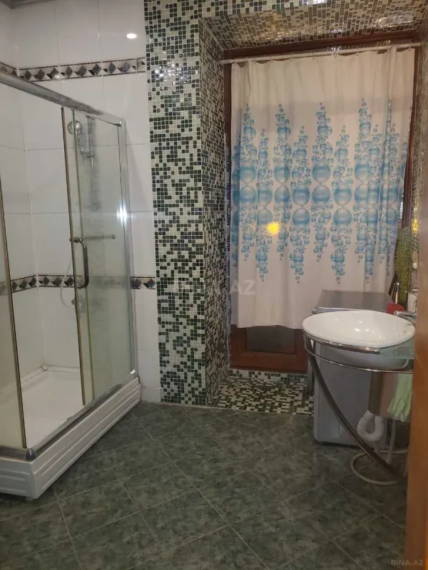Kirayə verilir 2 otaqlı mənzil 75 m²