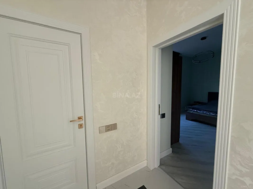 Satılır 5 otaqlı həyət evi 155 m²