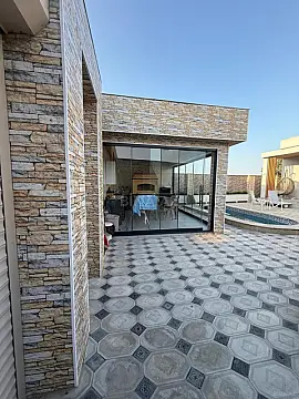 Satılır 5 otaqlı həyət evi 155 m²