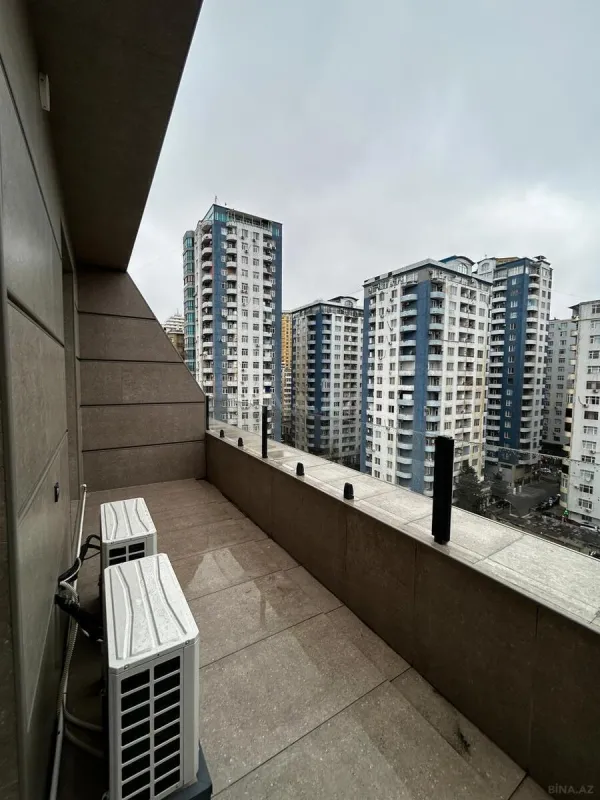 Kirayə verilir 2 otaqlı mənzil 80 m²