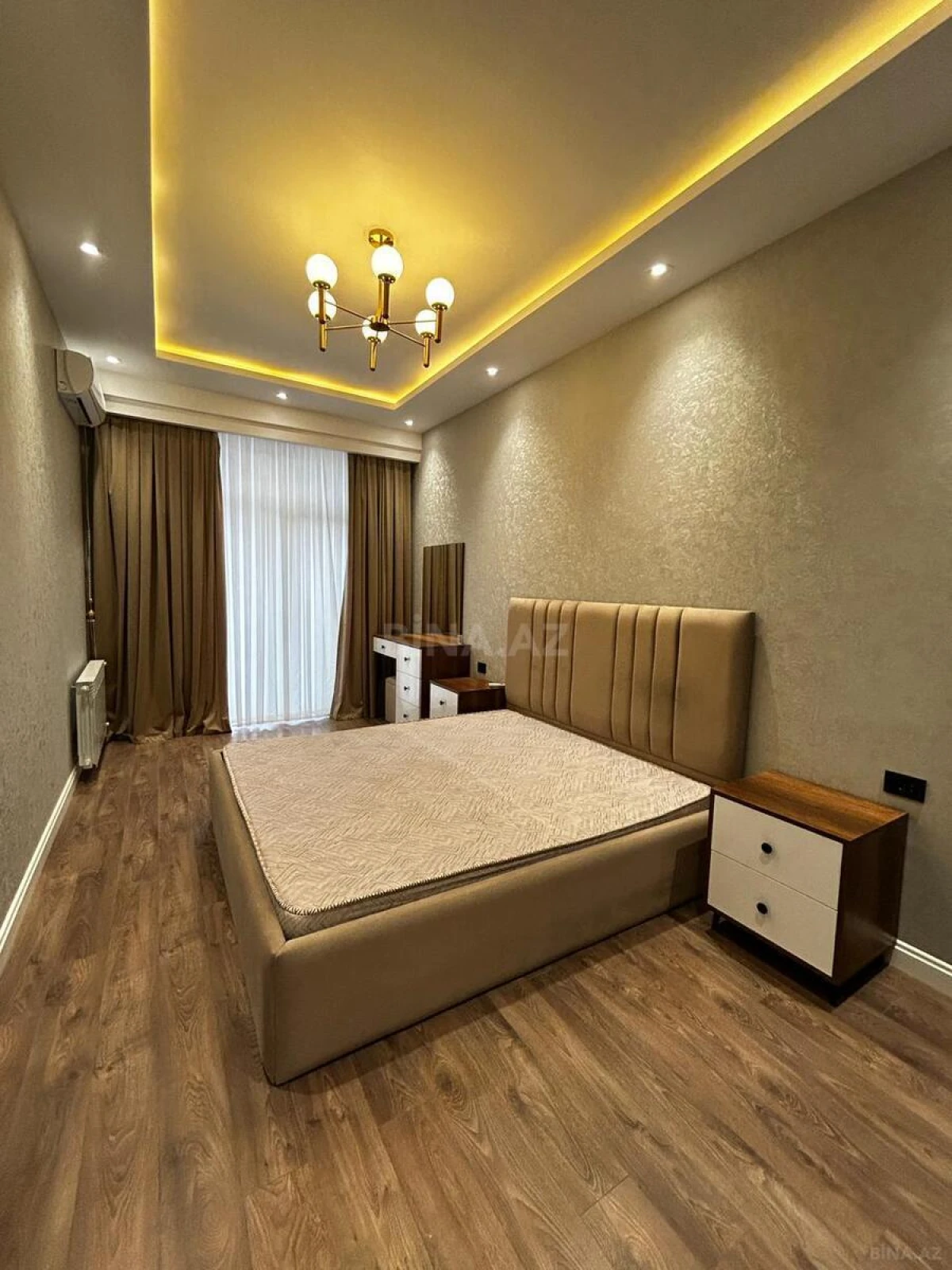 Kirayə verilir 2 otaqlı mənzil 80 m²