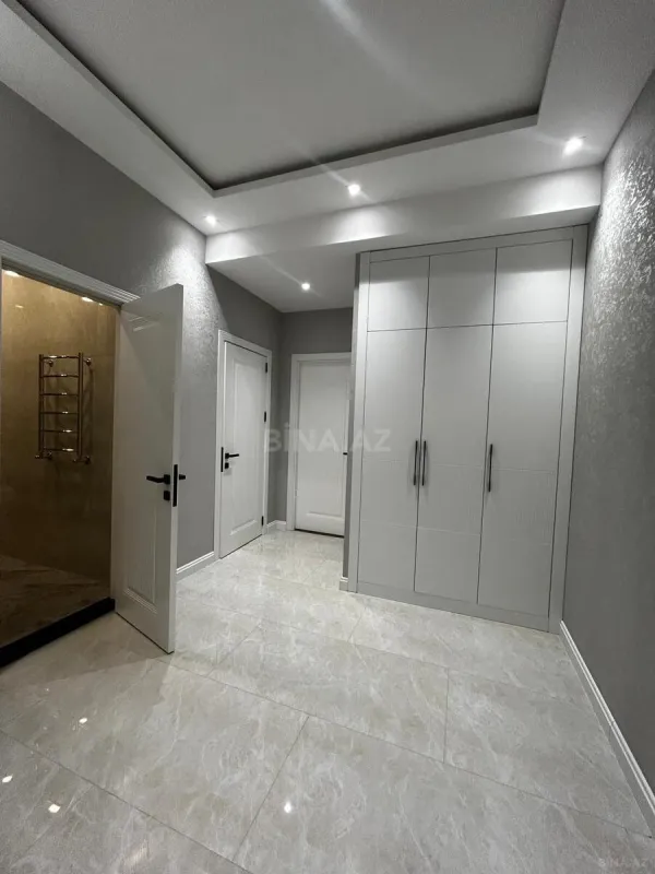 Kirayə verilir 2 otaqlı mənzil 80 m²