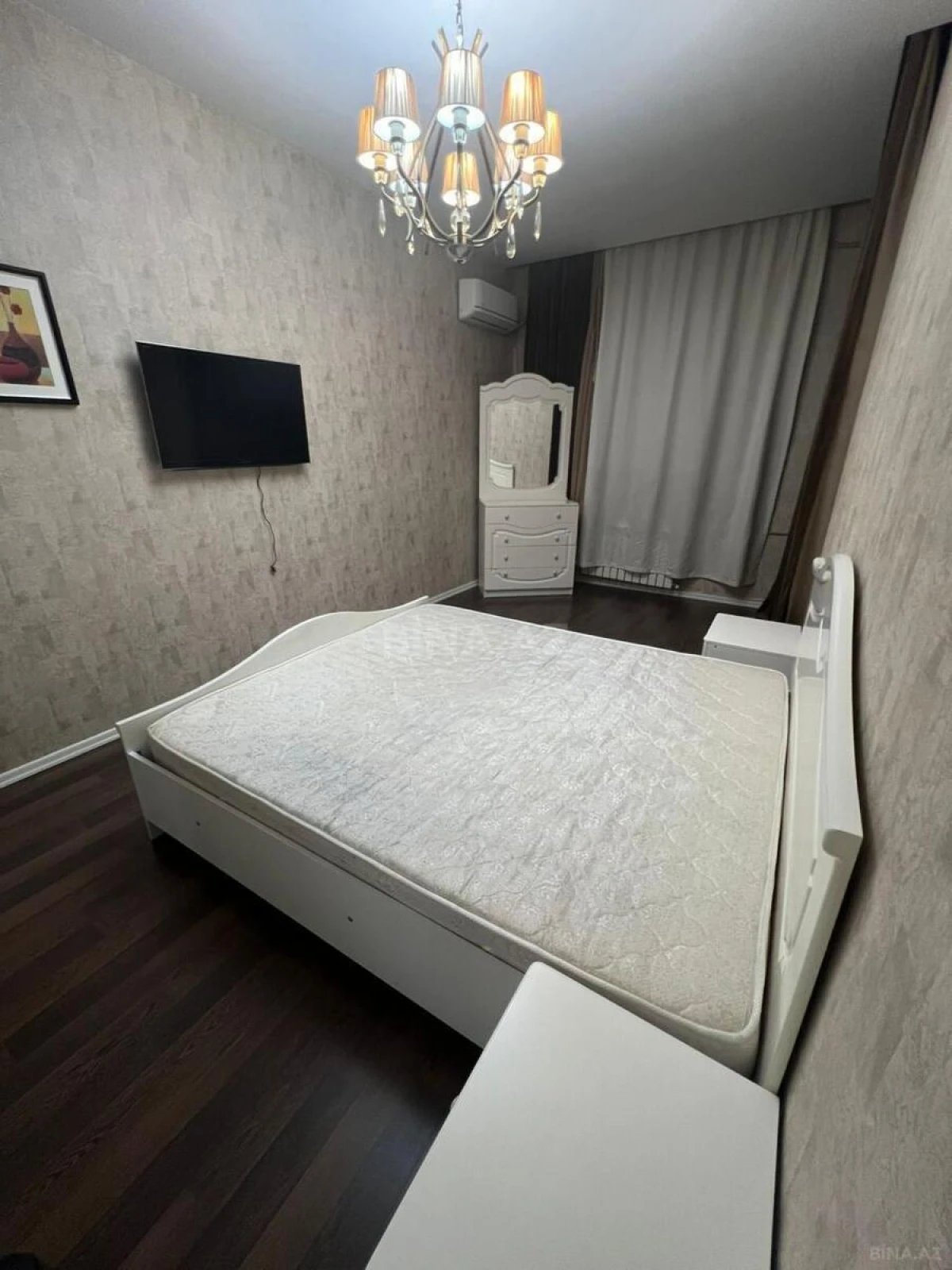 Kirayə verilir 3 otaqlı mənzil 140 m²