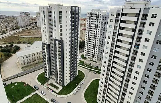 Satılır 3 otaqlı mənzil 122 m² — Bakı, Həzi Aslanov qəs. 3 otaq 122.00 m²
