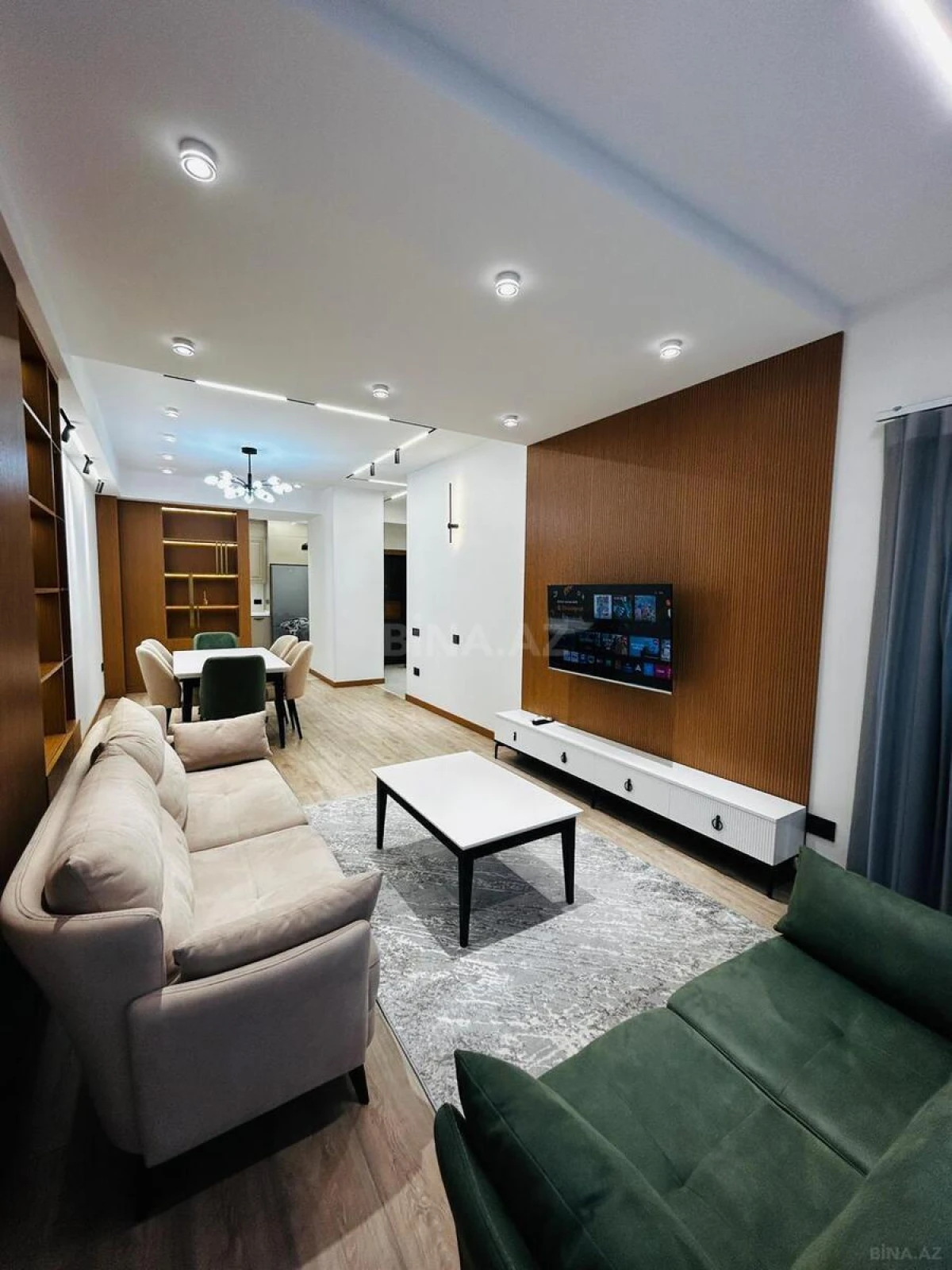 Kirayə verilir 2 otaqlı mənzil 85 m²