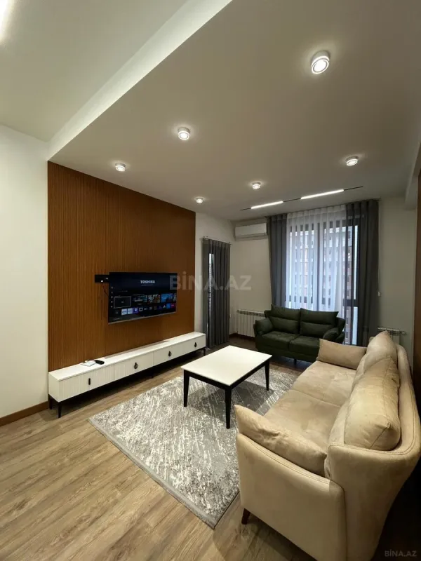 Kirayə verilir 2 otaqlı mənzil 85 m²