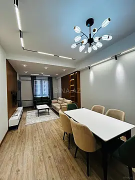Kirayə verilir 2 otaqlı mənzil 85 m²