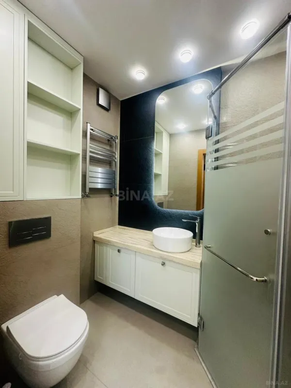 Kirayə verilir 2 otaqlı mənzil 85 m²