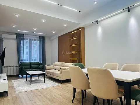 Kirayə verilir 2 otaqlı mənzil 85 m²