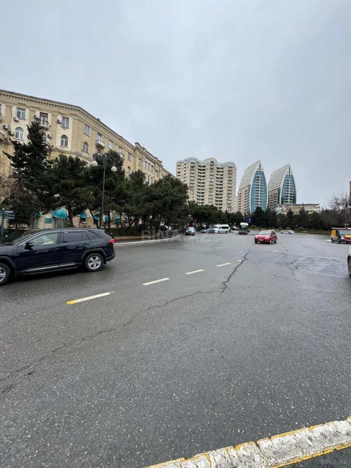 Satılır 2 otaqlı mənzil 60 m²