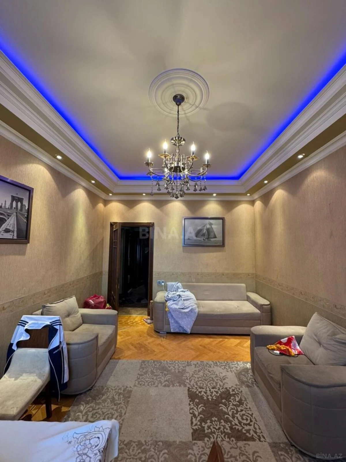 Satılır 2 otaqlı mənzil 60 m²