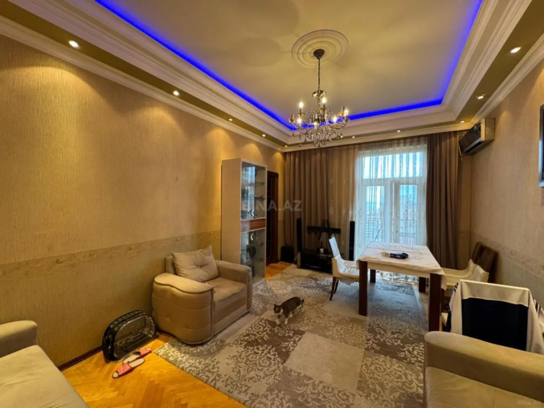 Satılır 2 otaqlı mənzil 60 m²