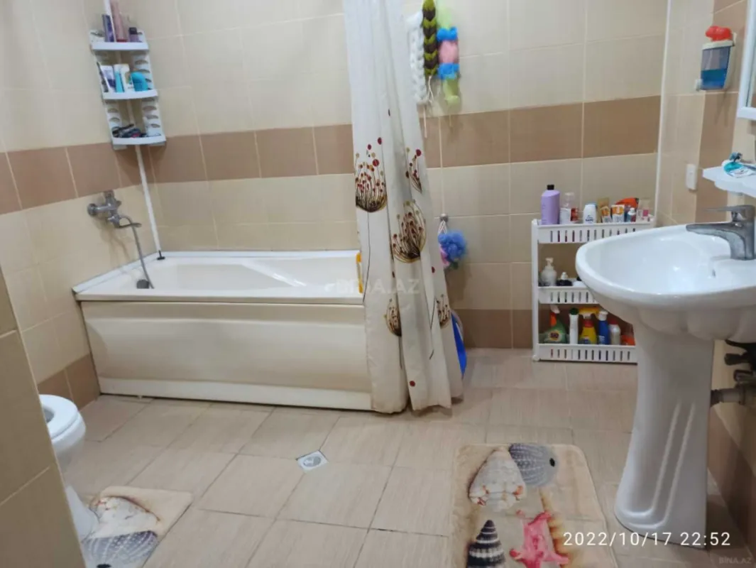 Satılır 3 otaqlı mənzil 153 m²