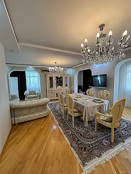 Satılır 4 otaqlı mənzil 130 m² — Bakı, Bülbülə 4 otaq 130.00 m²