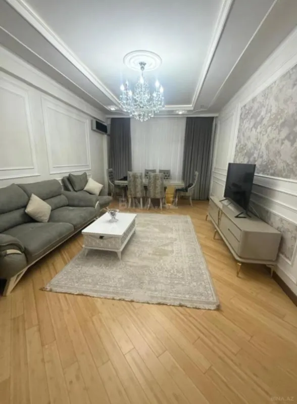 Satılır 3 otaqlı mənzil 140 m²