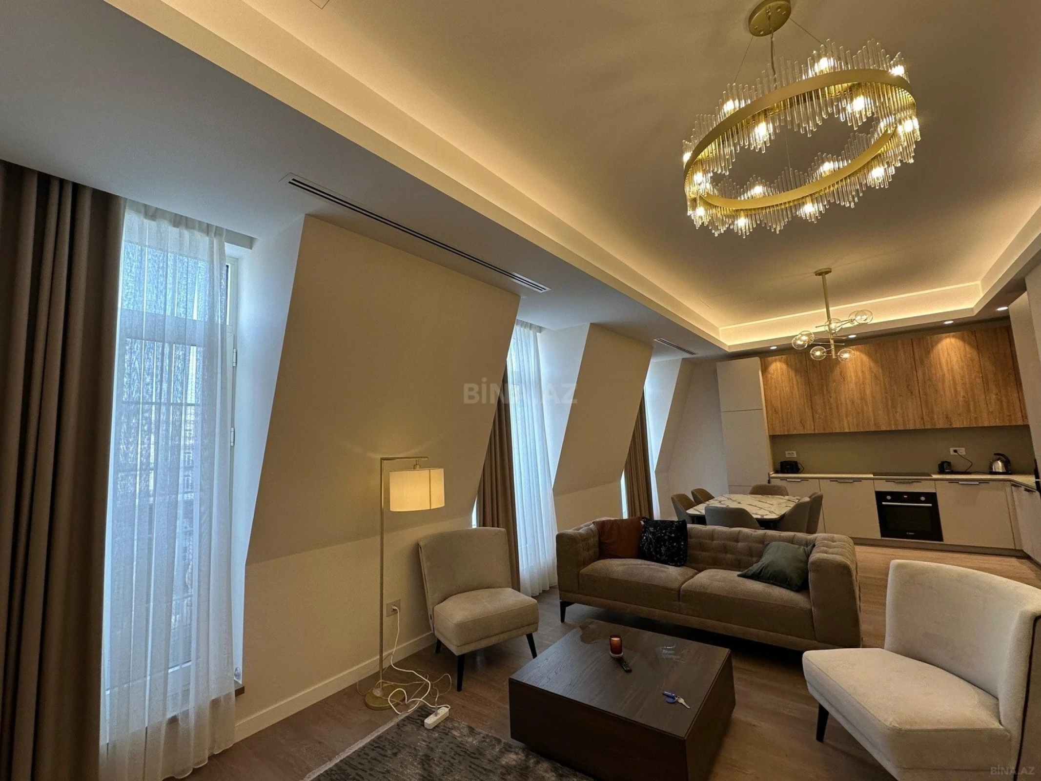 Kirayə verilir 3 otaqlı mənzil 110 m²