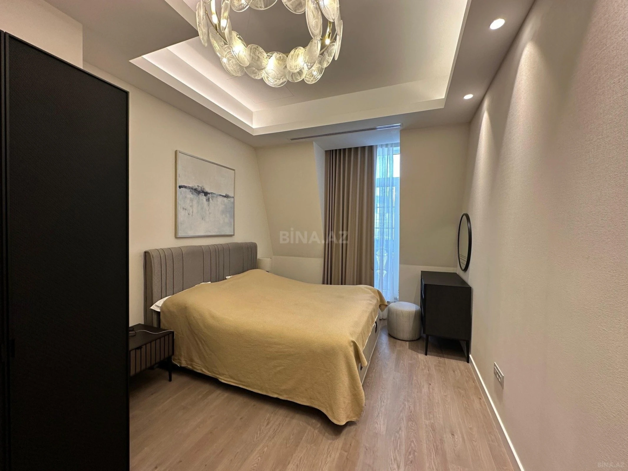 Kirayə verilir 3 otaqlı mənzil 110 m²