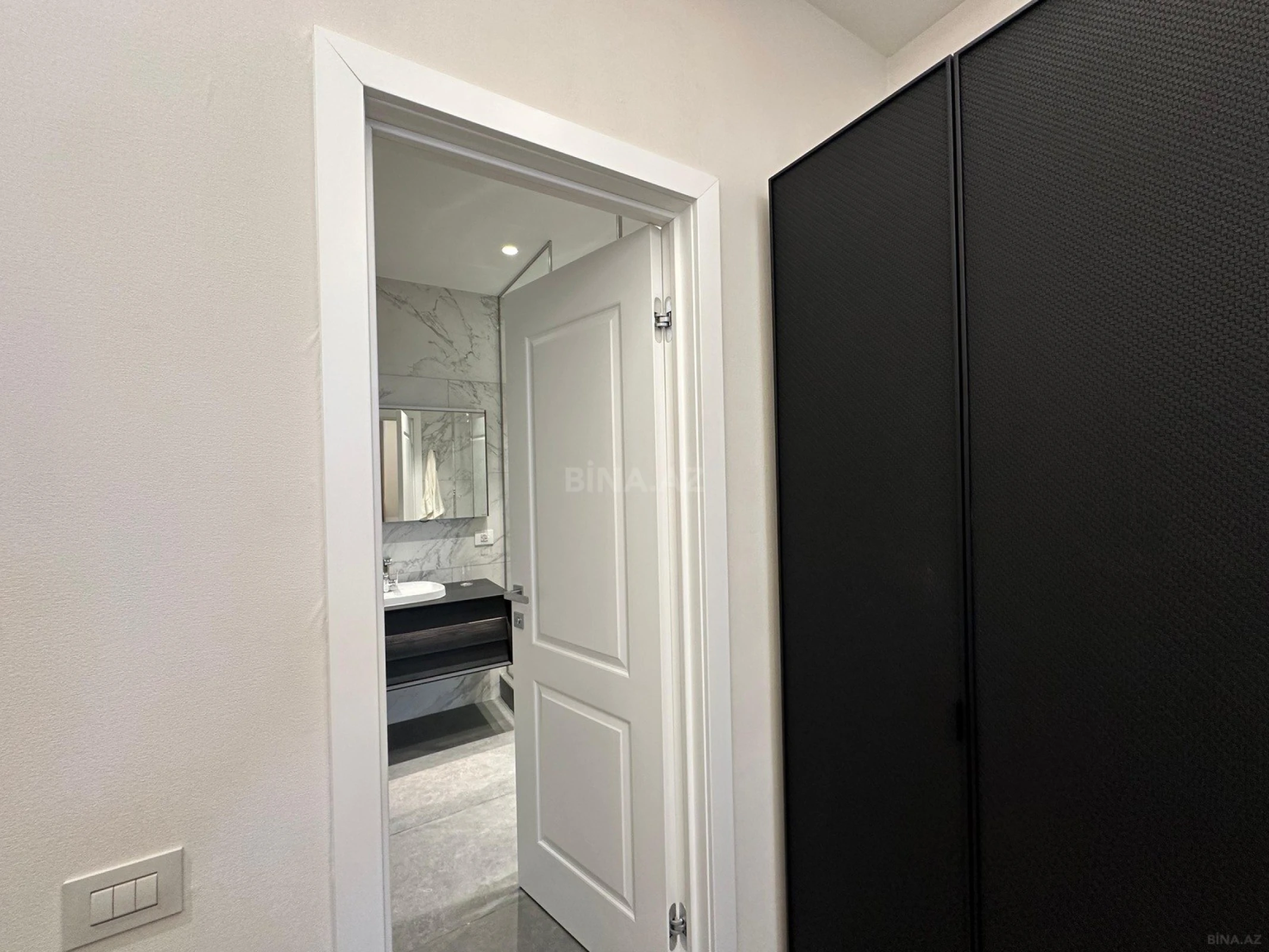 Kirayə verilir 3 otaqlı mənzil 110 m²