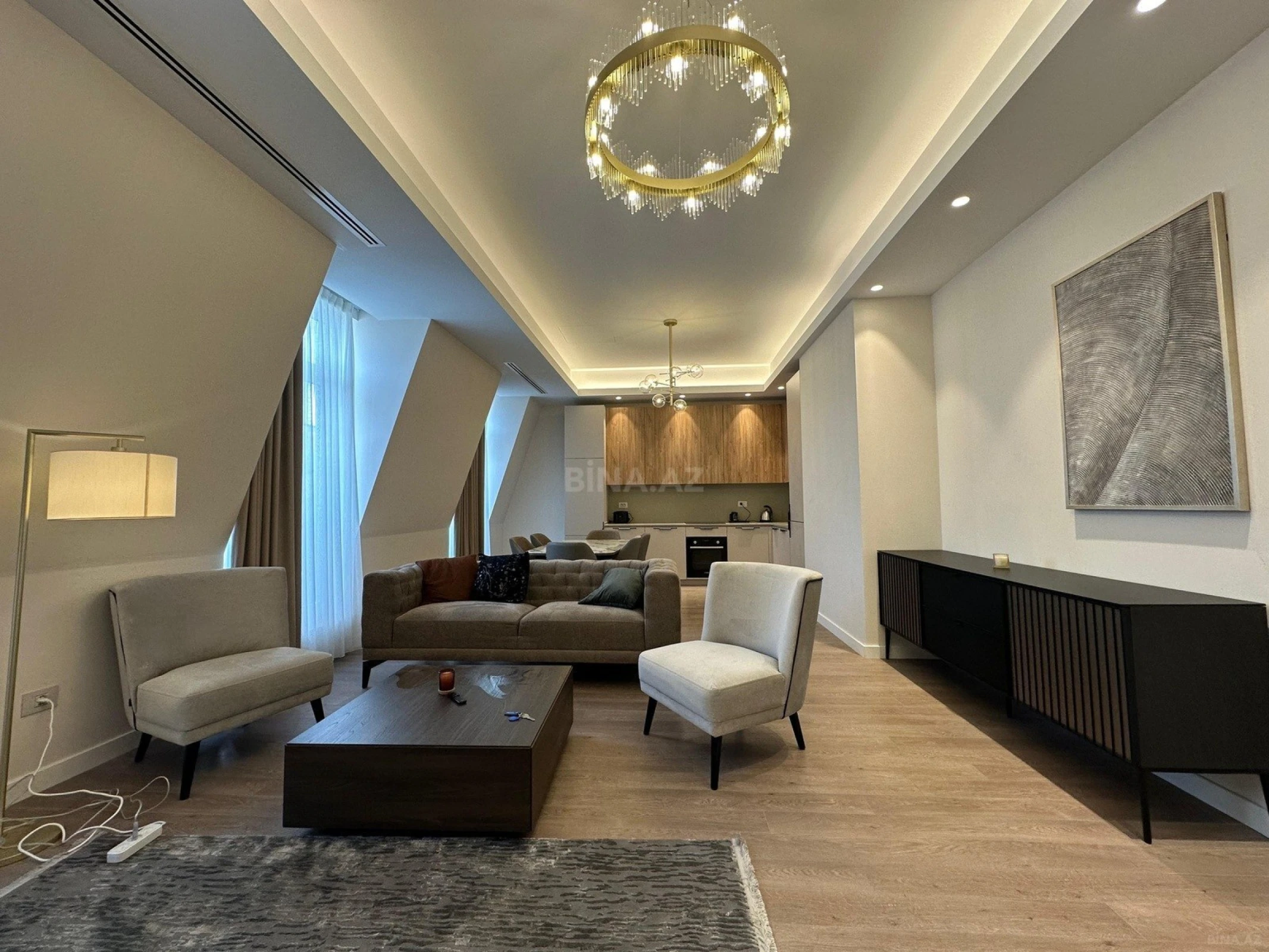 Kirayə verilir 3 otaqlı mənzil 110 m²