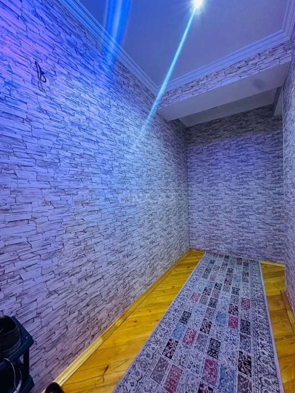 Satılır 3 otaqlı mənzil 86 m²