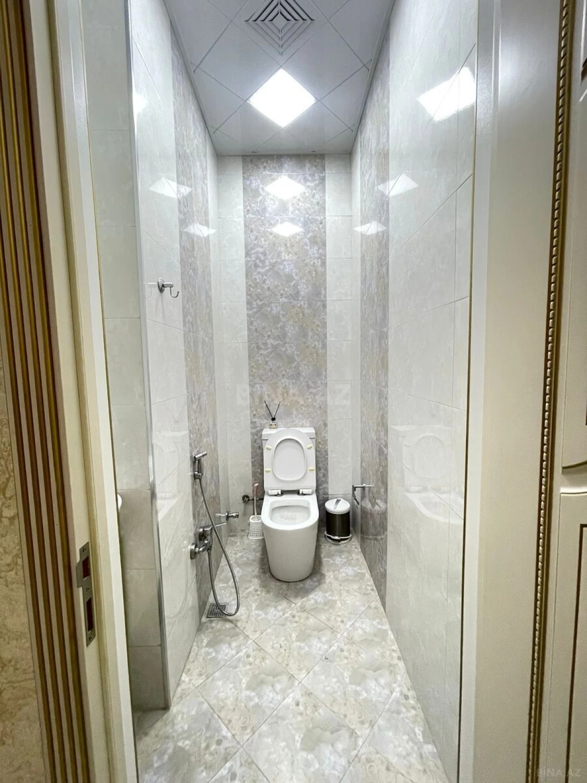 Kirayə verilir 2 otaqlı mənzil 76 m²