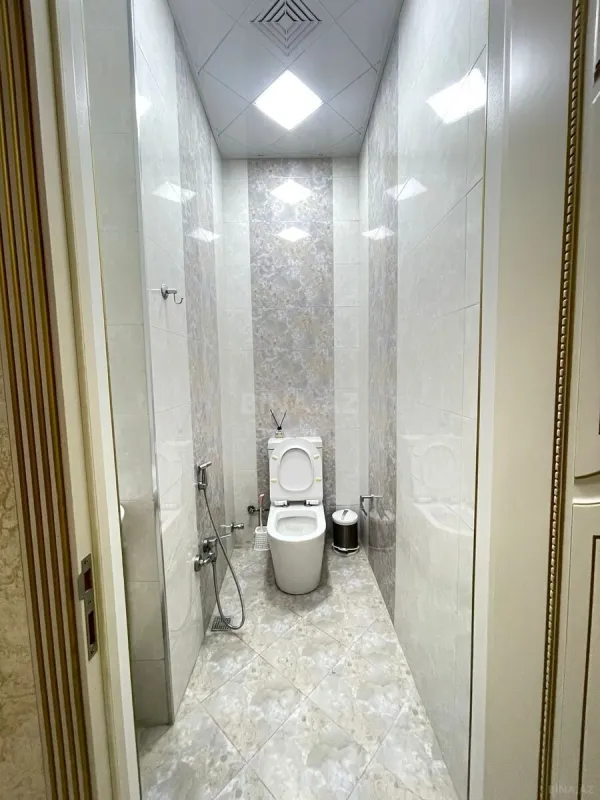 Kirayə verilir 2 otaqlı mənzil 76 m²