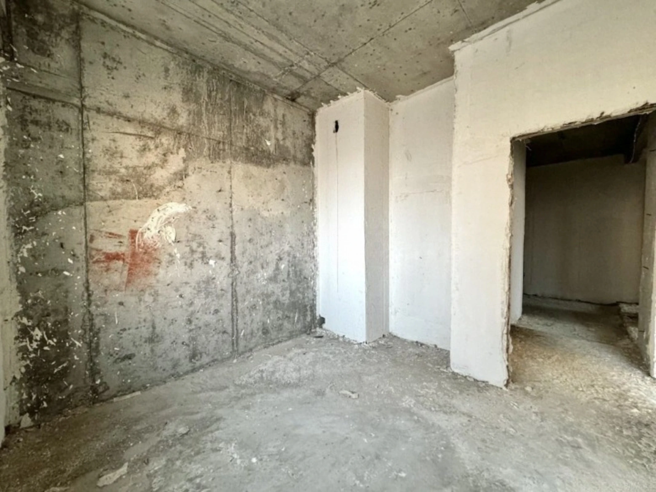 Satılır 3 otaqlı mənzil 120 m²