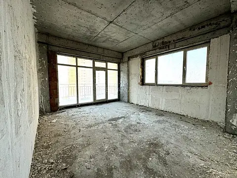 Satılır 3 otaqlı mənzil 120 m²