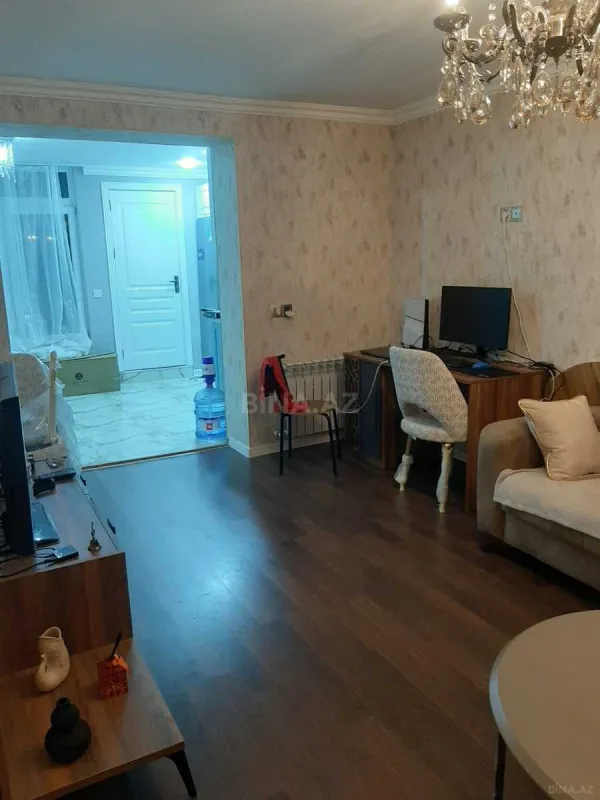 Satılır 2 otaqlı mənzil 70 m²