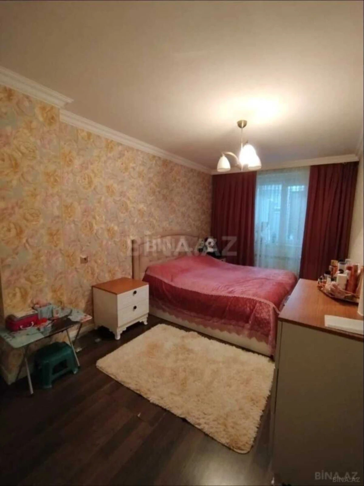 Satılır 2 otaqlı mənzil 70 m²