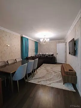 Satılır 2 otaqlı mənzil 70 m²