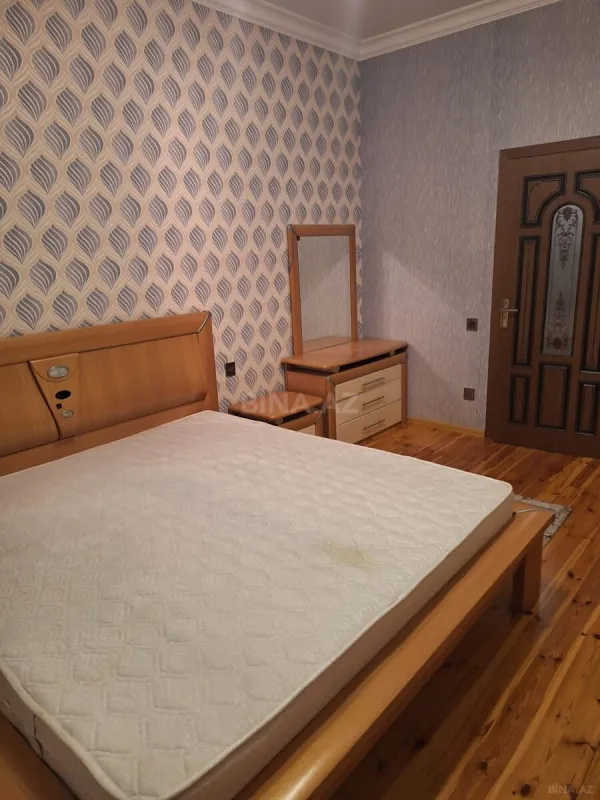 Kirayə verilir 2 otaqlı mənzil 80 m²