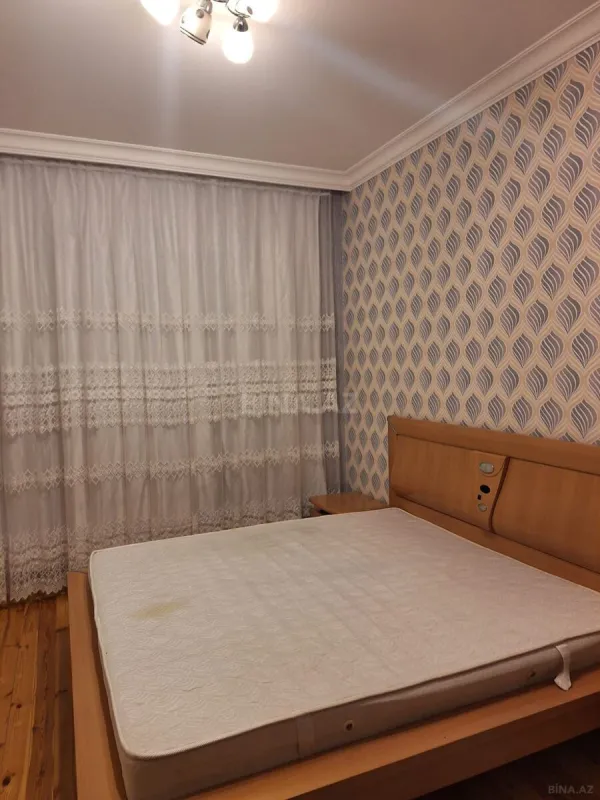 Kirayə verilir 2 otaqlı mənzil 80 m²