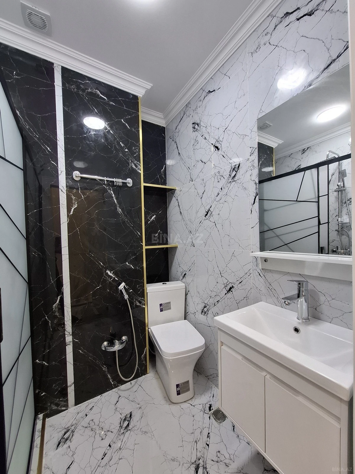 Satılır 3 otaqlı mənzil 75 m²