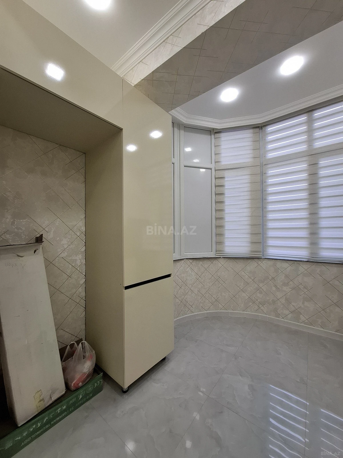 Satılır 3 otaqlı mənzil 75 m²