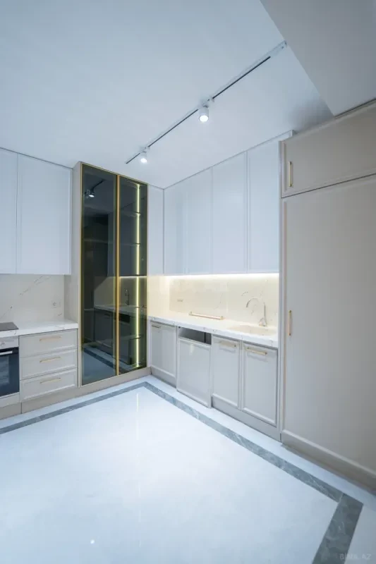 Satılır 2 otaqlı mənzil 80 m²