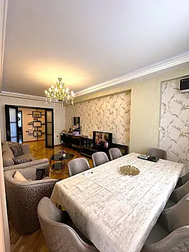 Satılır 3 otaqlı mənzil 110 m²