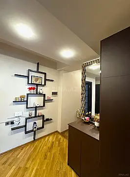 Satılır 3 otaqlı mənzil 110 m²