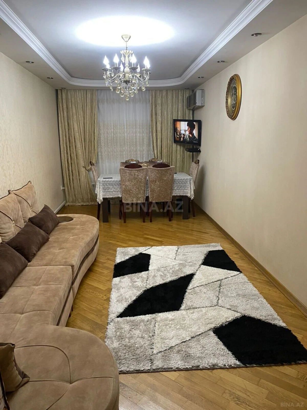 Satılır 2 otaqlı mənzil 73 m²