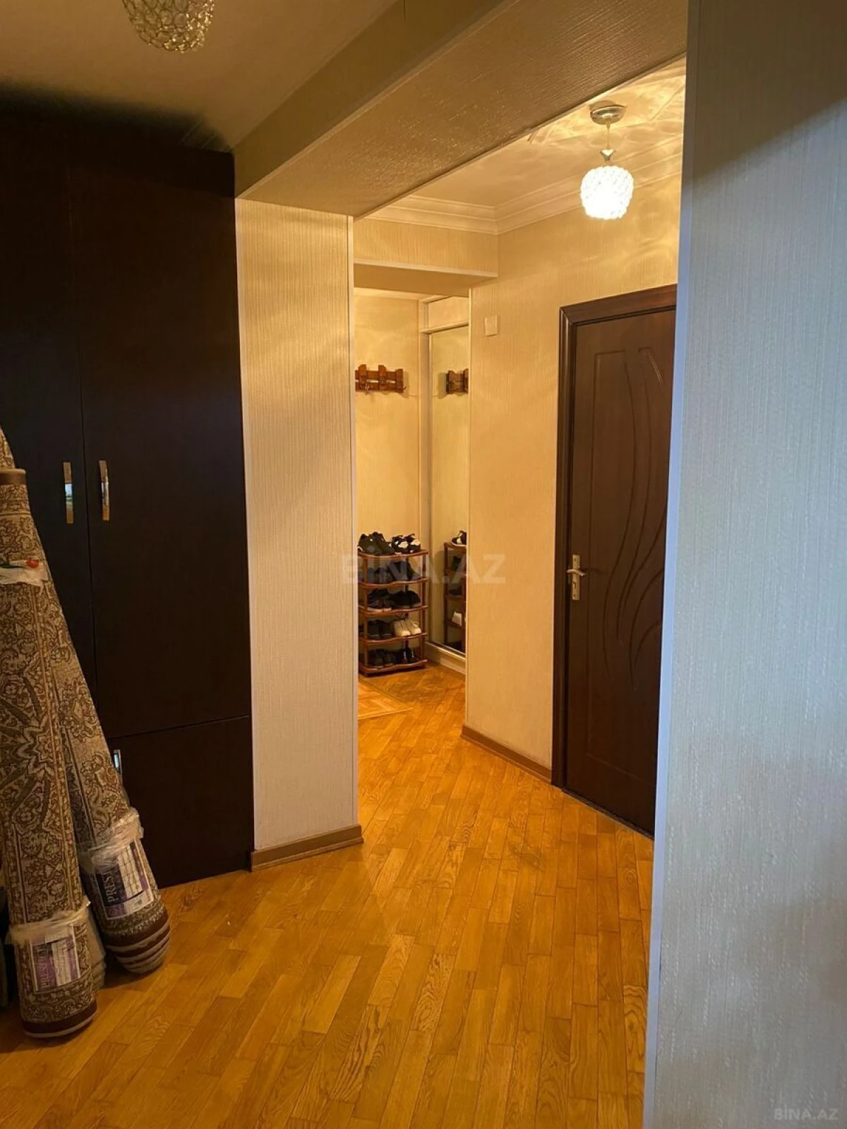 Satılır 2 otaqlı mənzil 73 m²