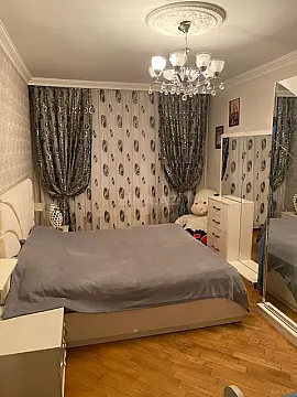 Satılır 2 otaqlı mənzil 73 m²