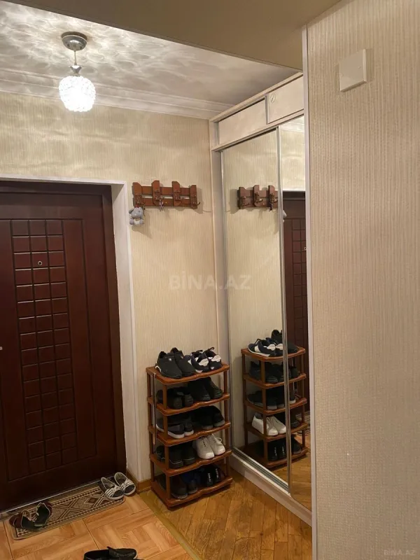 Satılır 2 otaqlı mənzil 73 m²