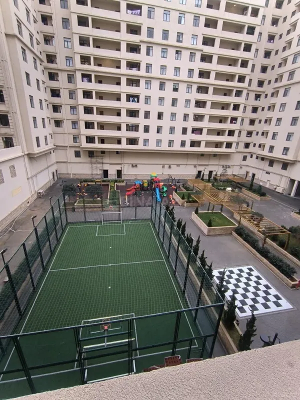 Satılır 3 otaqlı mənzil 167 m²