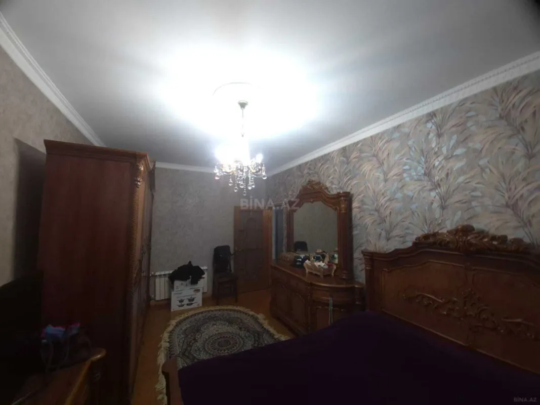 Satılır 4 otaqlı mənzil 95 m²
