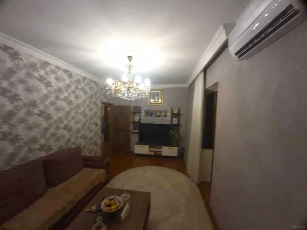 Satılır 4 otaqlı mənzil 95 m²