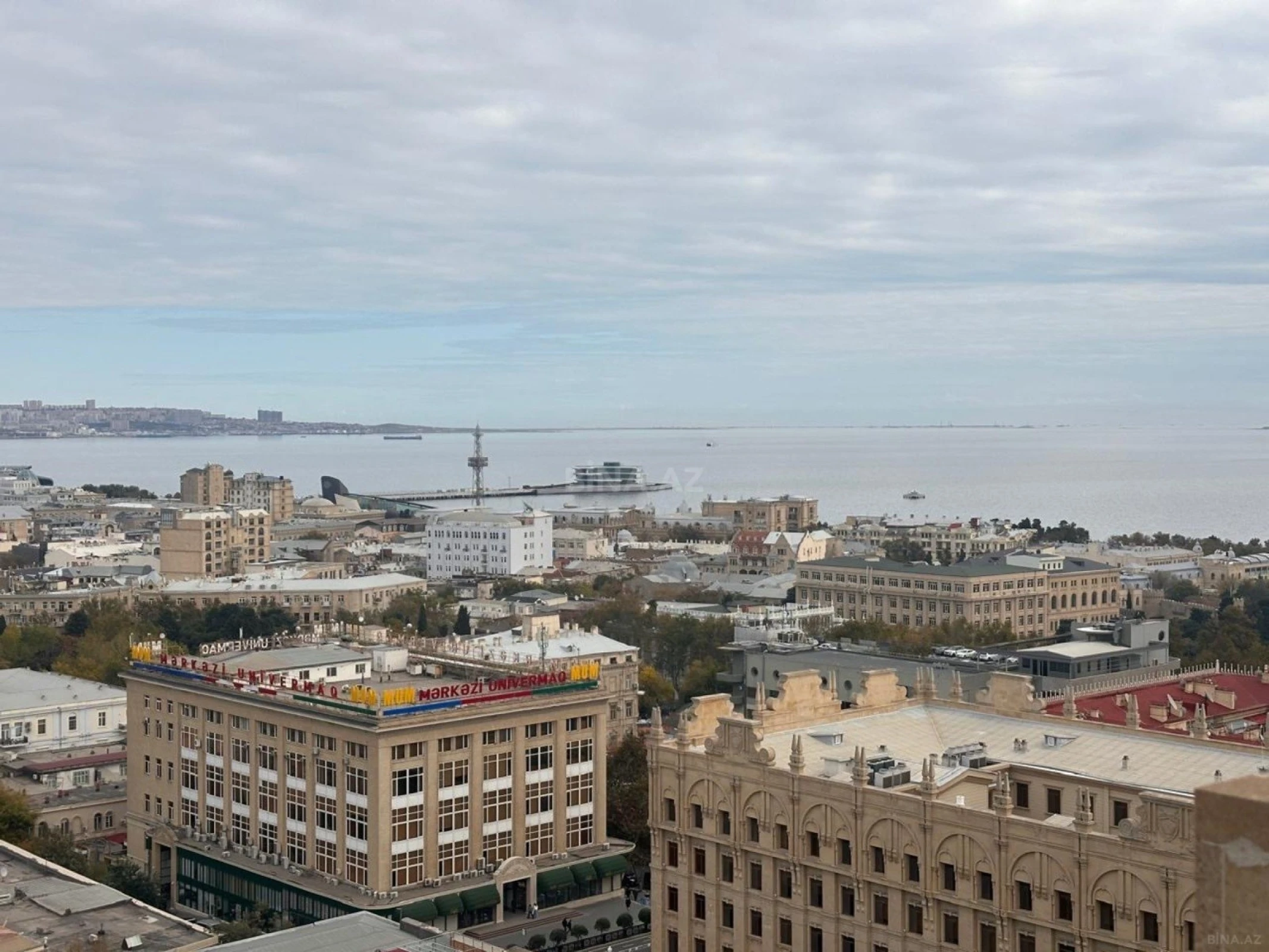 Kirayə verilir 2 otaqlı mənzil 90 m²