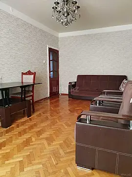 Satılır 4 otaqlı mənzil 100 m²