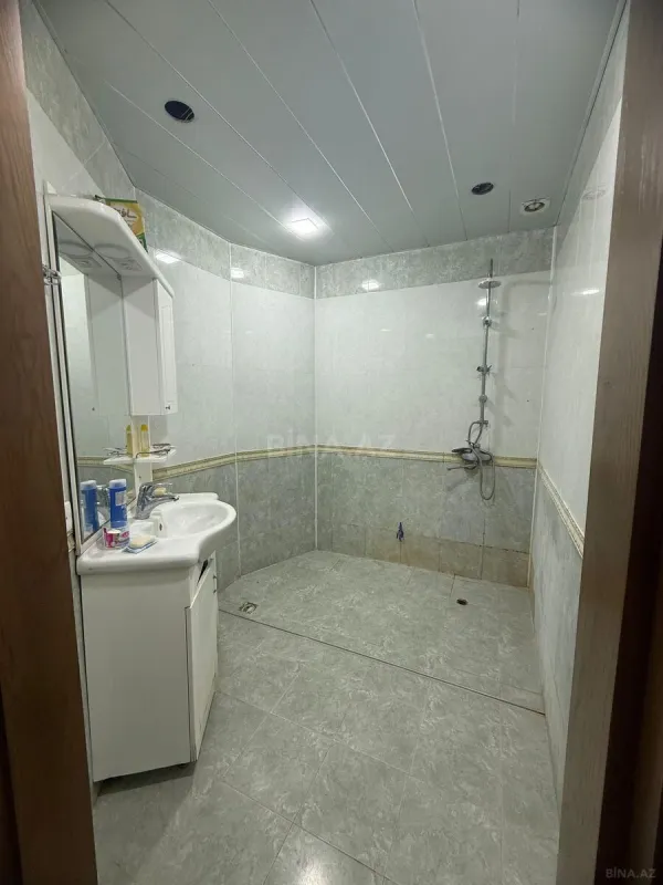 Satılır 3 otaqlı mənzil 168 m²