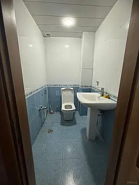 Satılır 3 otaqlı mənzil 168 m²