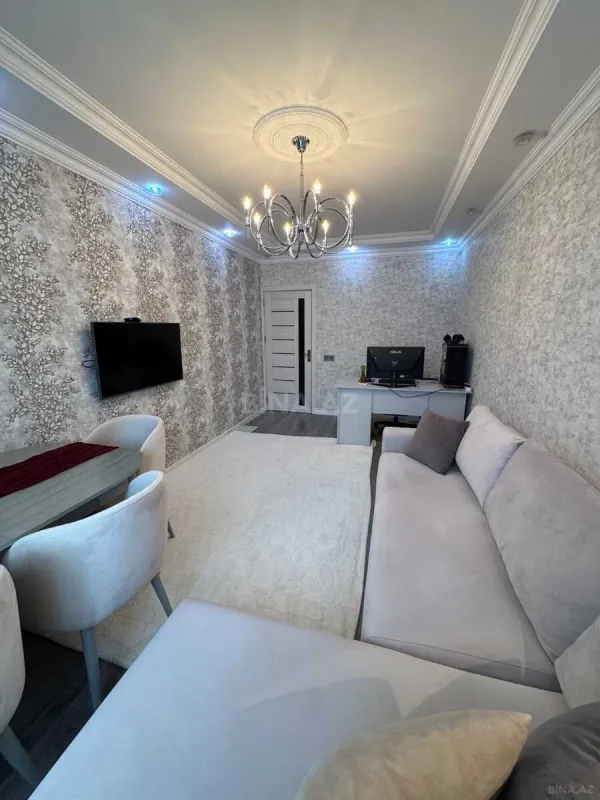 Satılır 2 otaqlı mənzil 65 m²